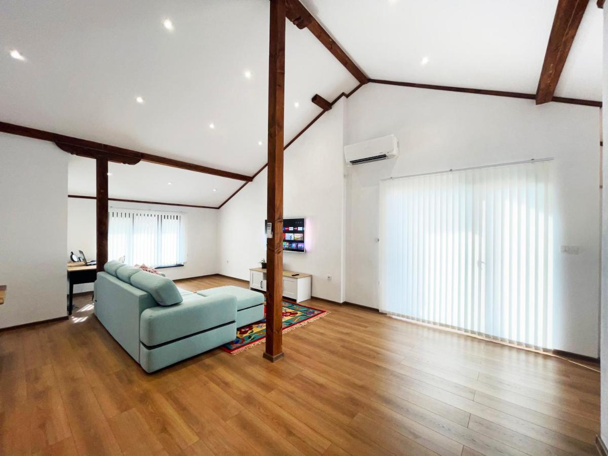 Stylish Loft Studio With Great View To Ardino Esterno foto